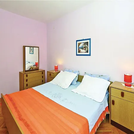 Halilovi - Two Bedroom 2 Apartman *